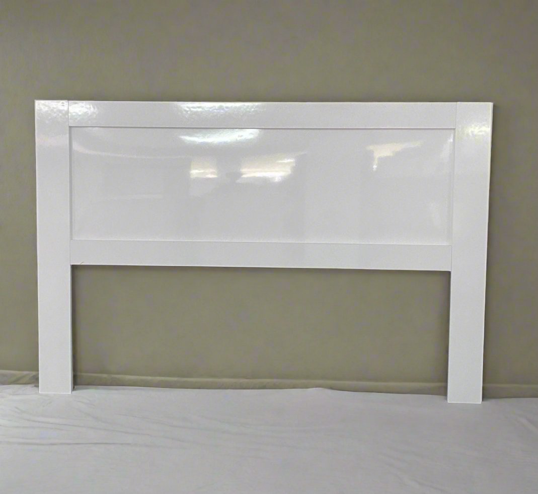 espaldar en PVC blanco